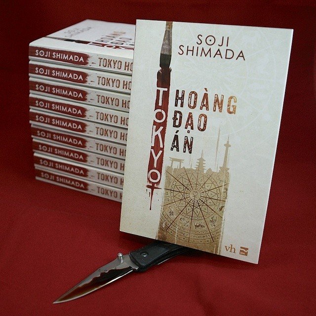 giai-ma-suc-hut-tokyo-hoang-dao-an-vi-sao-fan-trinh-tham-co-dien-me-man-tusach-vn-3-1