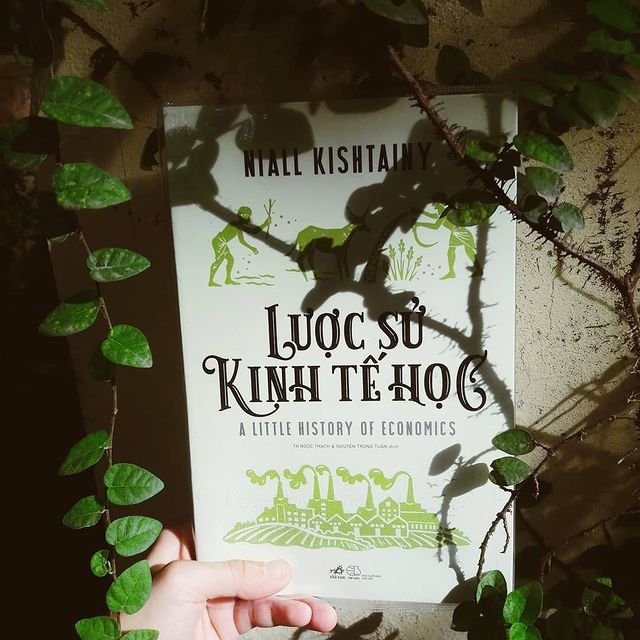 luoc-su-kinh-te-hoc-giai-ma-qua-khu-thau-hieu-tuong-lai-review-sach-tusach-vn-3-3
