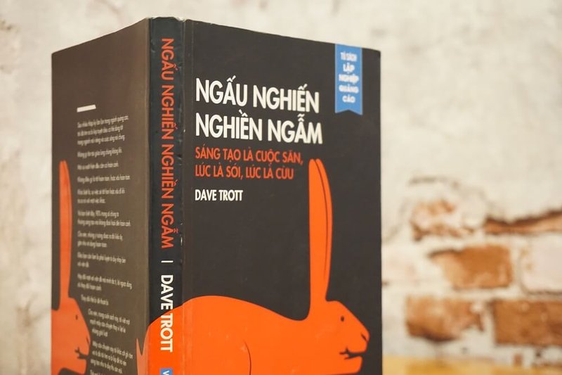sach-ngau-nghien-nghien-ngam-bi-quyet-sang-tao-dot-pha-cho-dan-quang-cao-moi-vao-nghe-tusach-vn-3-3